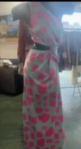 Vestido azul e rosa