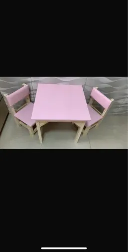 Mesa infantil, com estampa rosa claro