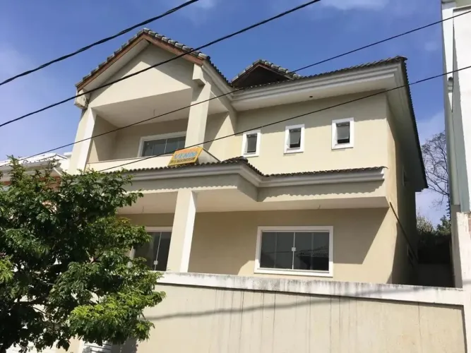 Casa com 3 dormitórios à venda, 244 m² por R$ 850.000,00 - Pechincha - Rio de Janeiro/RJ