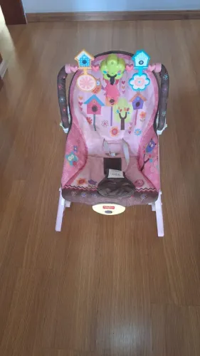 Cadeirinha de balanço vibratória Fisher Price