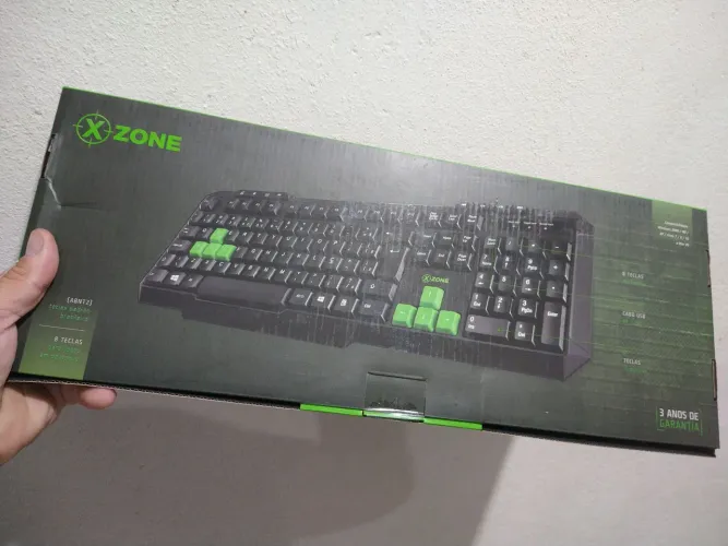 Teclado Gamer X-Zone ABNT2 USB