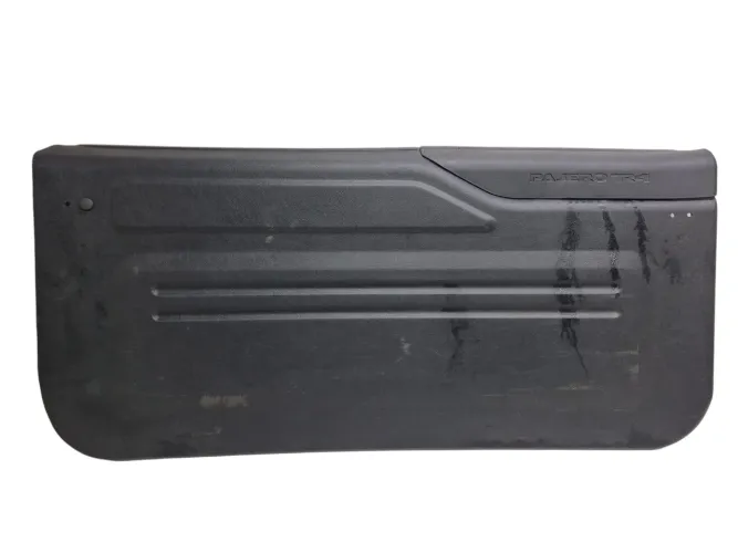 Moldura Tampa Traseira Mitsubshi Pajero Tr4 2010 / 2011