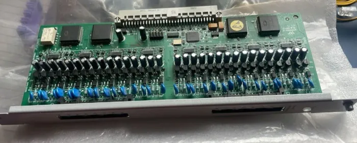 Placa de 16 ramais analógicos impacta 140/220/300/94 intelbras. 