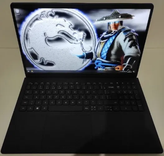 Notebook Dell i3-1215U (6 Núcleos) 120Hz (40 Dias de Uso)