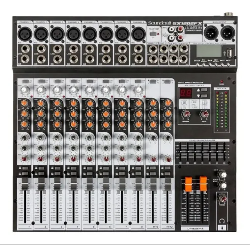 Mesa de som com 12 canais