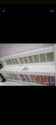 Gôndolas para comércio