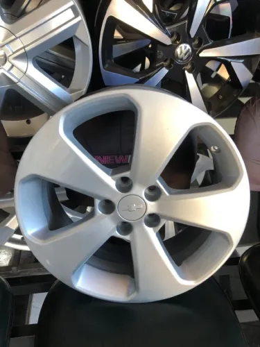 Rodas originais de GM Cruze aro 17 semi-novas