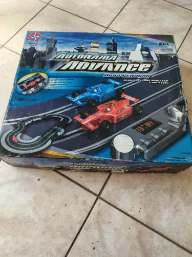 Autorama Estrela Advance Nova Geração 4 carros (2 autoramas + peças extras)