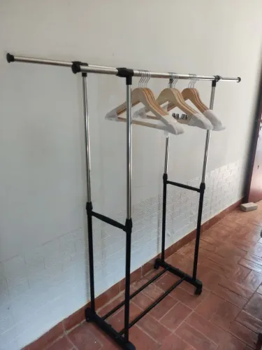 Arara cabideiro dupla reforçada