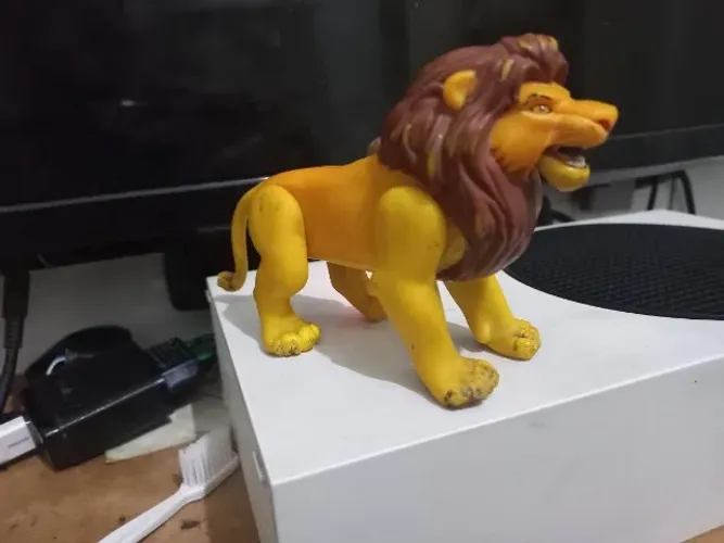 Boneco mufasa antigo rei leao disney 