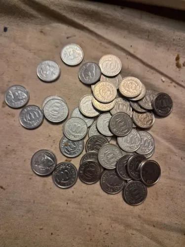 Moedas de 100 centavos .lote 