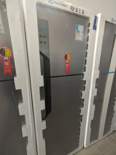 Geladeira Electrolux de 474L Nova