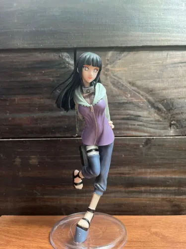 Action Figure Hinata - Naruto