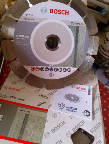 Disco pra concreto 180mmx22,23mm bosch
