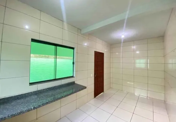 Vendo casa na estrutural