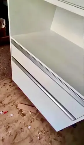 BALCÃO VITRINE 100% MDF - PINTURA AUTOMOTIVA