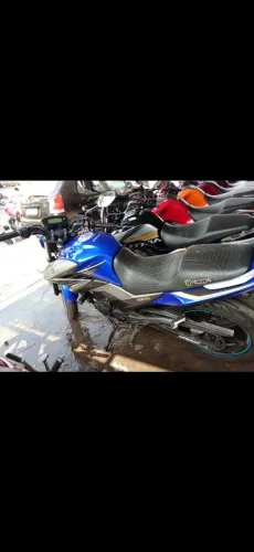 Fazer 250/ ano 2017/ com revisões em dias, moto extremamente conservada. Valor: 18.500