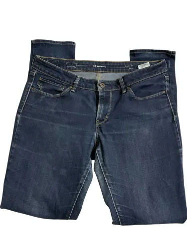 Calça levis com elastano skinny