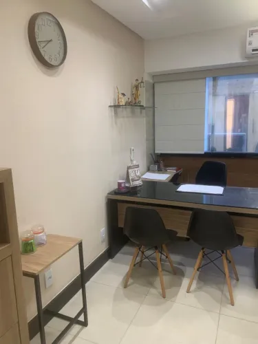 Vendo sala no Edifício Oviedo Teixeira