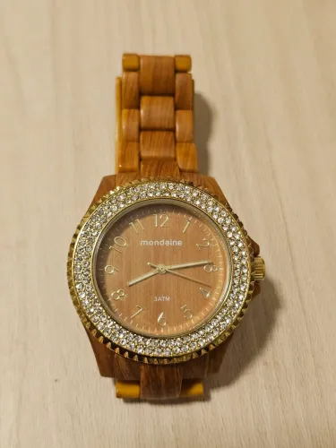 Relógio Mondaine Feminino com Pedrarias