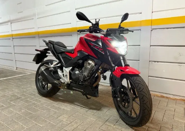 CB 300F 2023/24