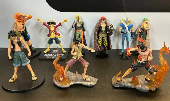 Coleção 9 action figure de One Piece de altíssima qualidade