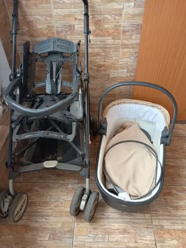 Carrinho de Bebê Importado Peg Pegéro