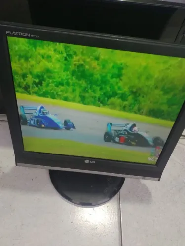 Vendo tv monitor LG 22 polegadas
