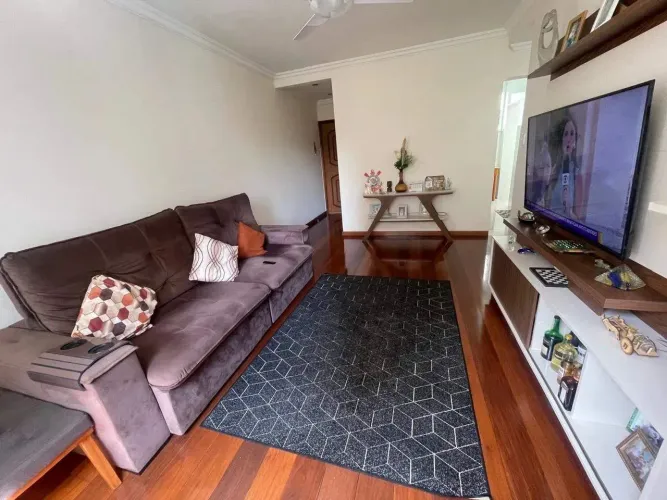Apartamento 3 quartos 2 vagas meia quadra da praia: São Vicente
