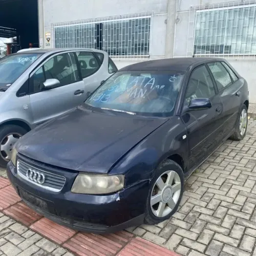 Sucata Audi A3 1.6 8v ano 2001 disponível para peças