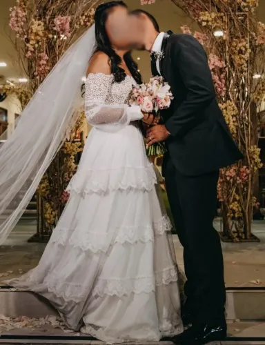 Vestido De Noiva Modelo Princesa - Usado Apenas Uma Vez