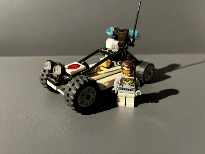 Lego Marvel Vingadores Soldado Hidra com carro 