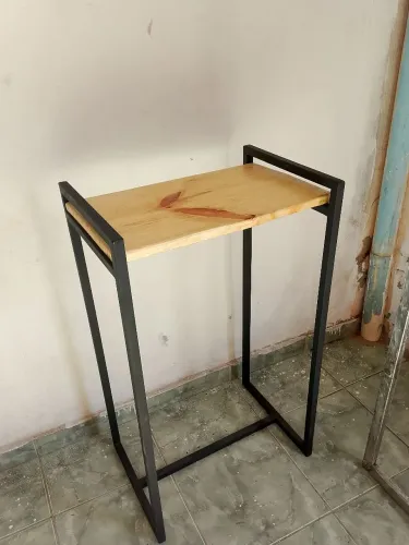 Mesa de ferro