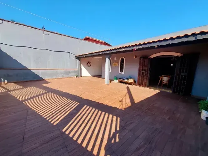 Vendo Casa em São Pedro com Piscina