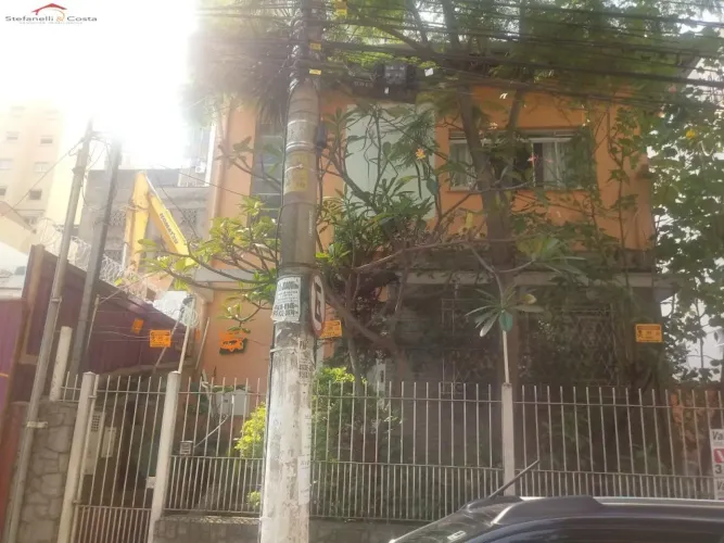 Casa Assobradada Residencial e Comercial - Ótima para clínica, escola de idiomas, restaura
