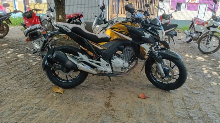 Twister 250f