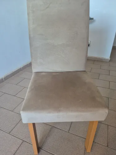 Mesa Tampo de Vidro com 4 Cadeiras