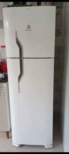 Geladeira Cycle Defrost 260L Frost free