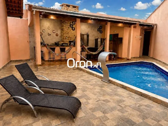 Casa com 5 dormitórios à venda, 320 m² por R$ 1.250.000,00 - Parque Acalanto - Goiânia/GO
