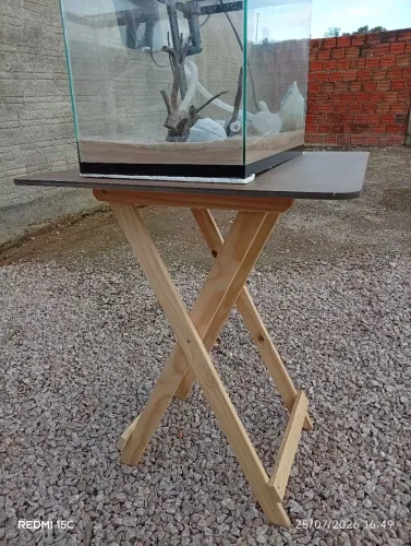 Aquário com mesa completo 50litros.