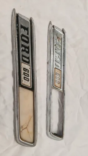Par Emblema ford f600 original ford