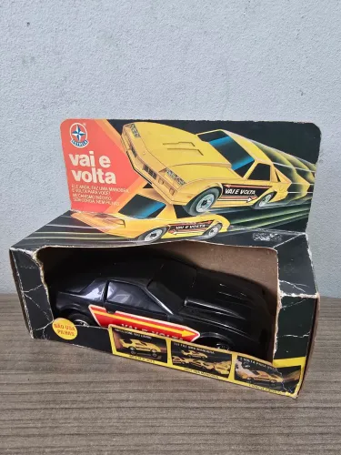 Carrinho De Brinquedo Corvete Pretoda Série Vai e Volta Estrela anos 80