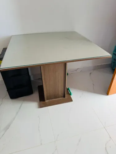 Mesa tampo vidro