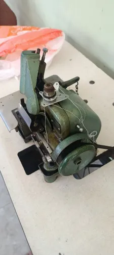 MAQUINA DE COSTURA OVERLOQUE 