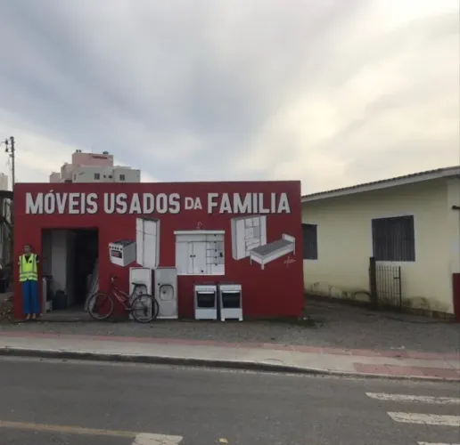 Passo o ponto, loja de móveis novos e usados
