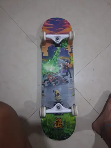 Skate Wood light usado amador-profissional