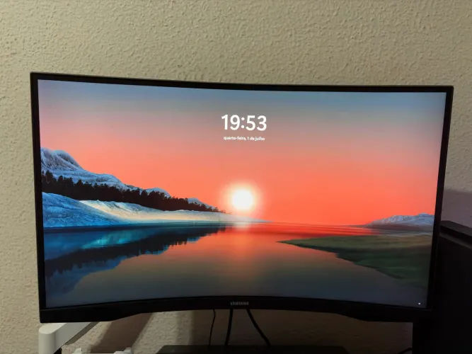 Monitor Samsung Odyssey G5 QHD 27?