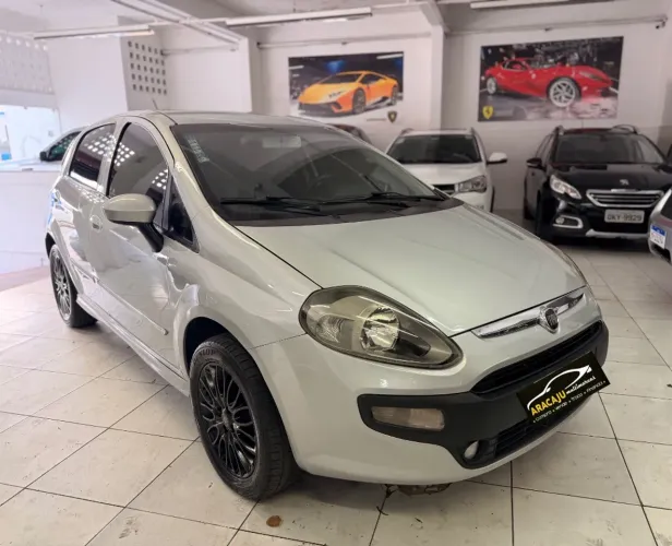 Fiat Punto Sporting Dualogic 1.8 Flex 16V 5P 2014