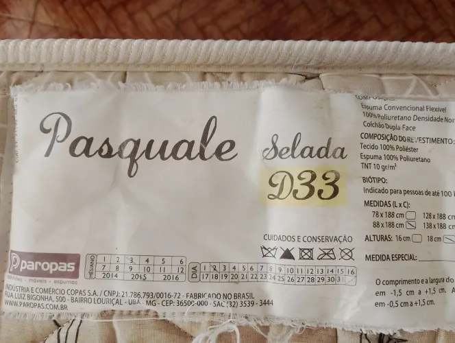 Vendo colchão de solteiro D33