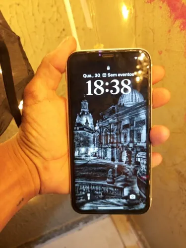 iPhone XR todo original sem nenhum defeito